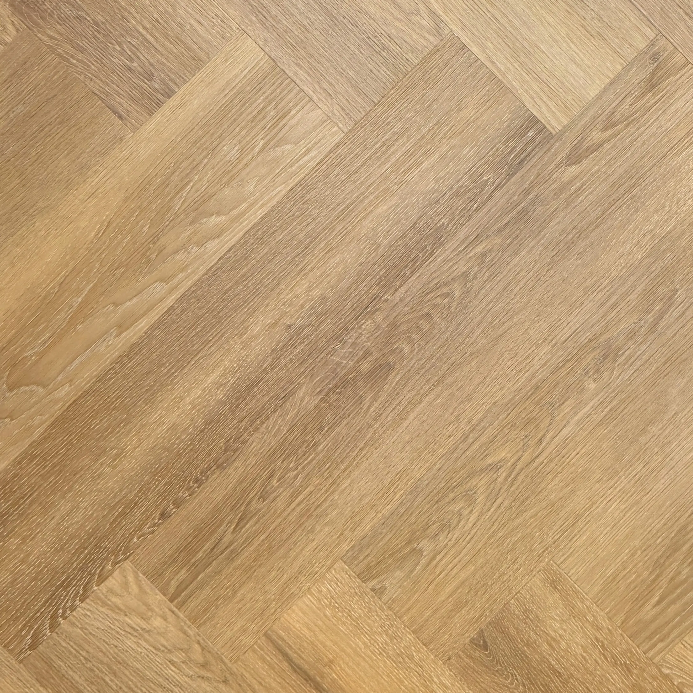 Preview of the Warm Chestnut colour for 8.5mm Herringbone Flooring